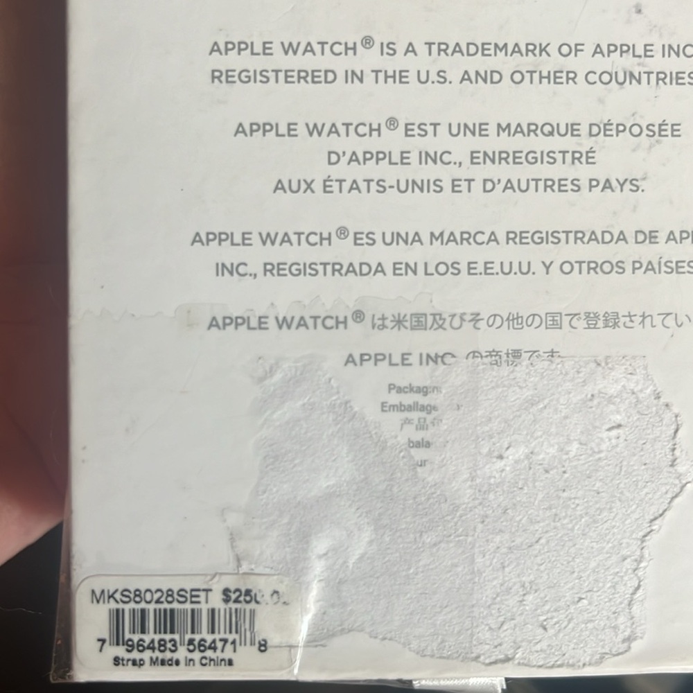 Michael Kors Pavé Rose Gold-Tone and Logo Strap for Apple Watch® Gift Set NWT - Picture 10 of 11
